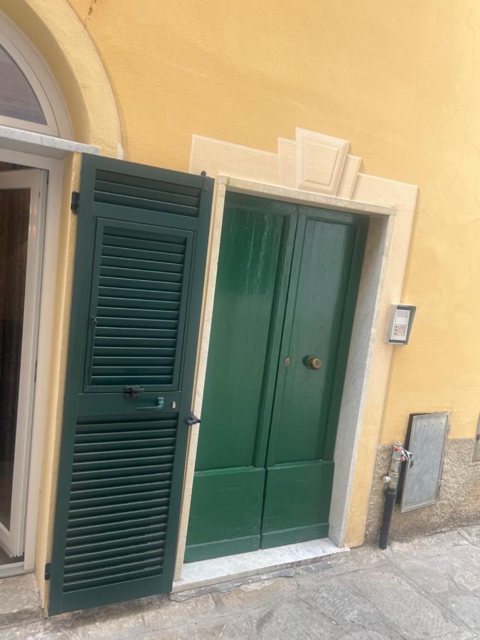 Loft Sofia A Pochi Metri Dal Mare Apartman Moneglia Kültér fotó